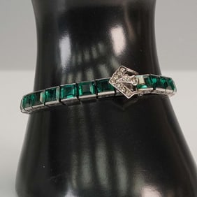 DiamonBar Sterling Silver Green Stone Line Bracelet
