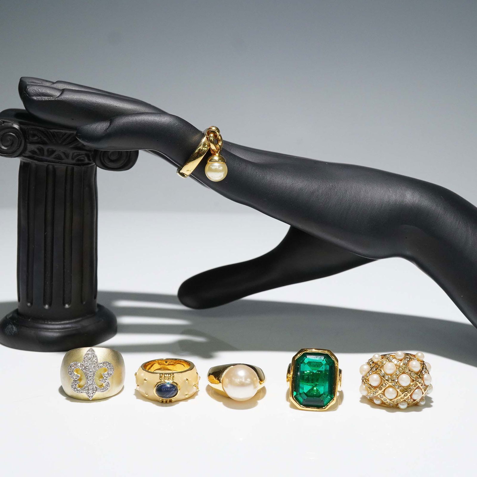 6pc Assorted Gold Tone and 14K GF Rings with Faux Pearl and Gem Accents (1 of 6)