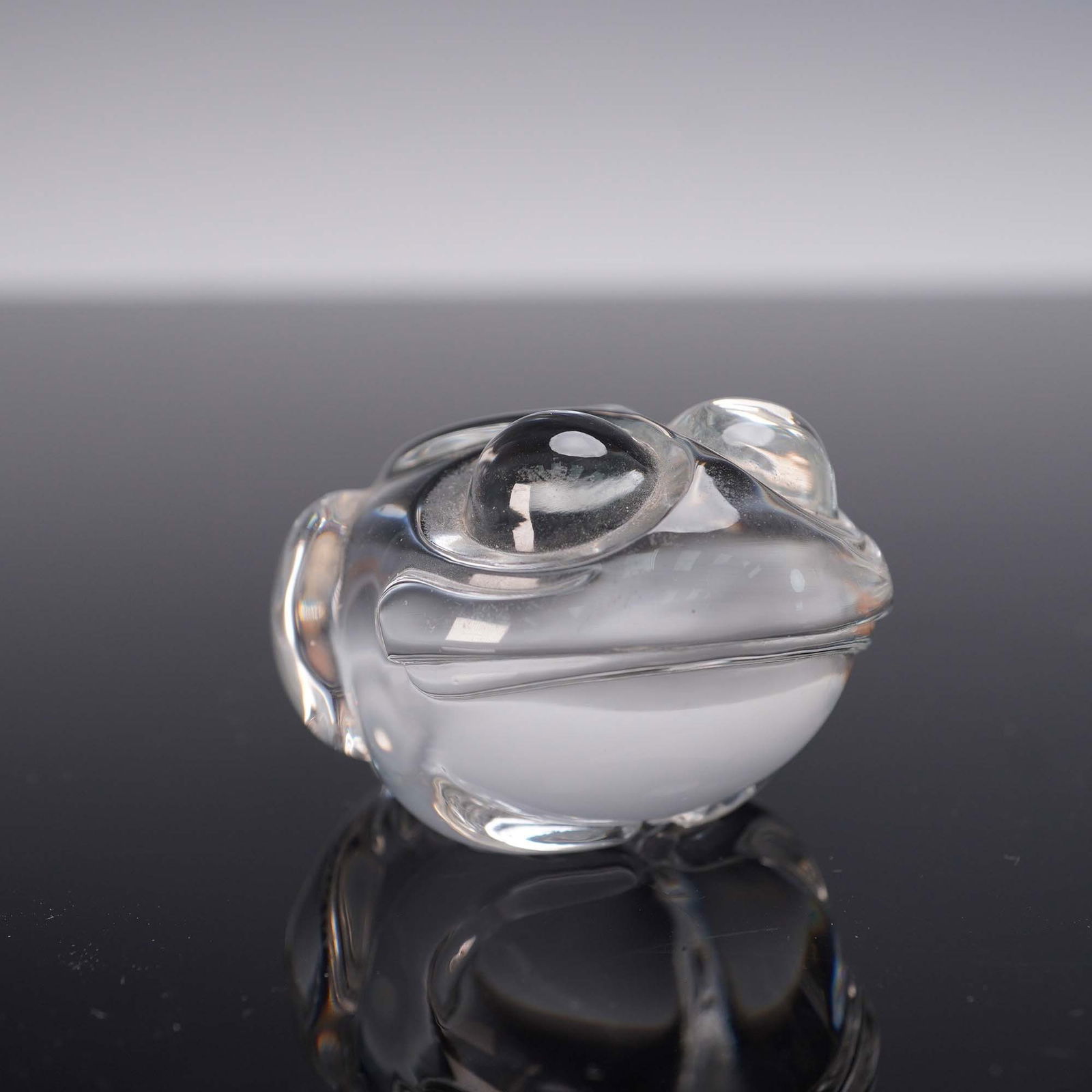 Steuben Clear Crystal Paperweight, Frog (1 of 4)