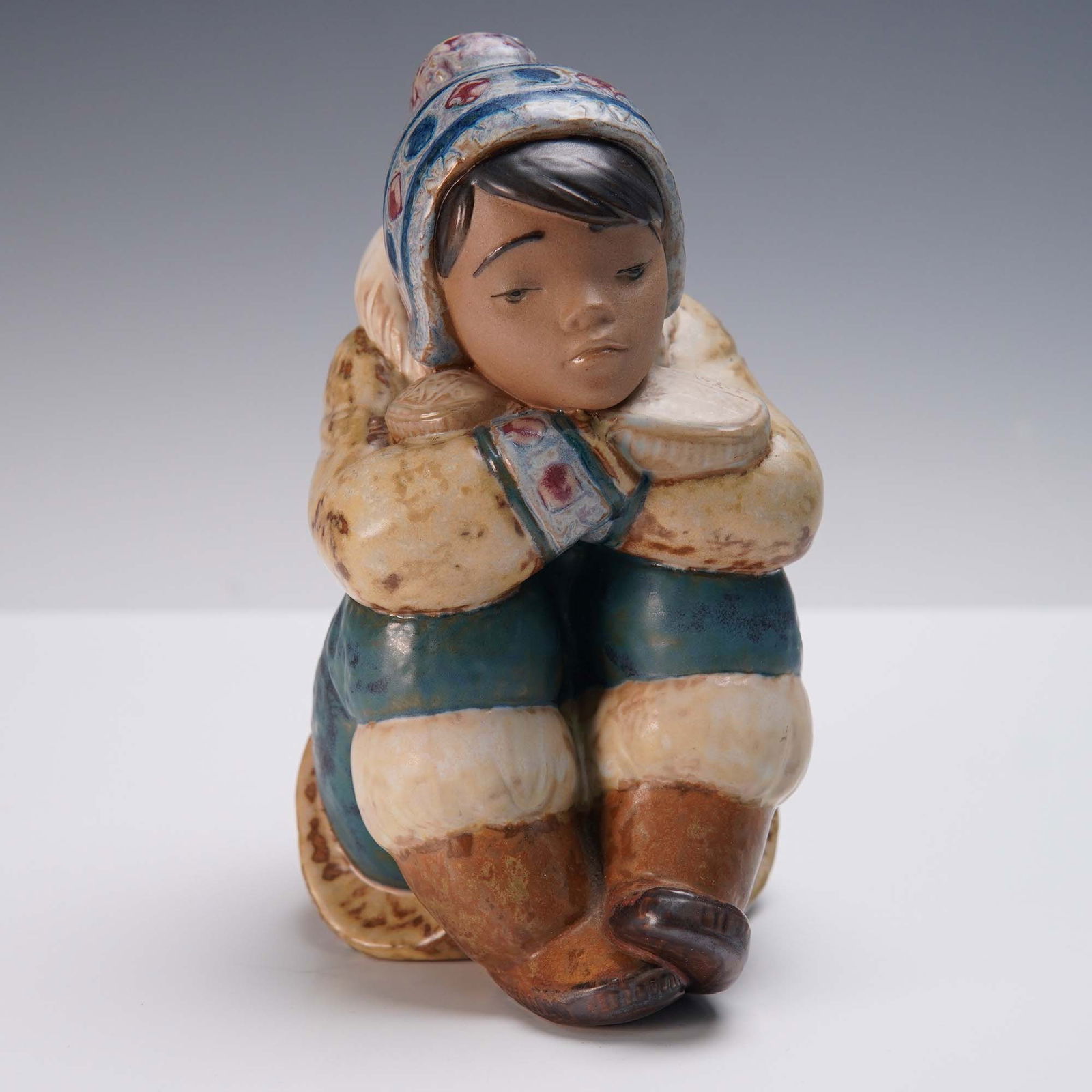 Lladro Porcelain Figurine, Pensive Eskimo Boy 01012159 (1 of 3)