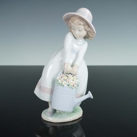 Lladro Porcelain Figurine, Springtime Fun 1006876