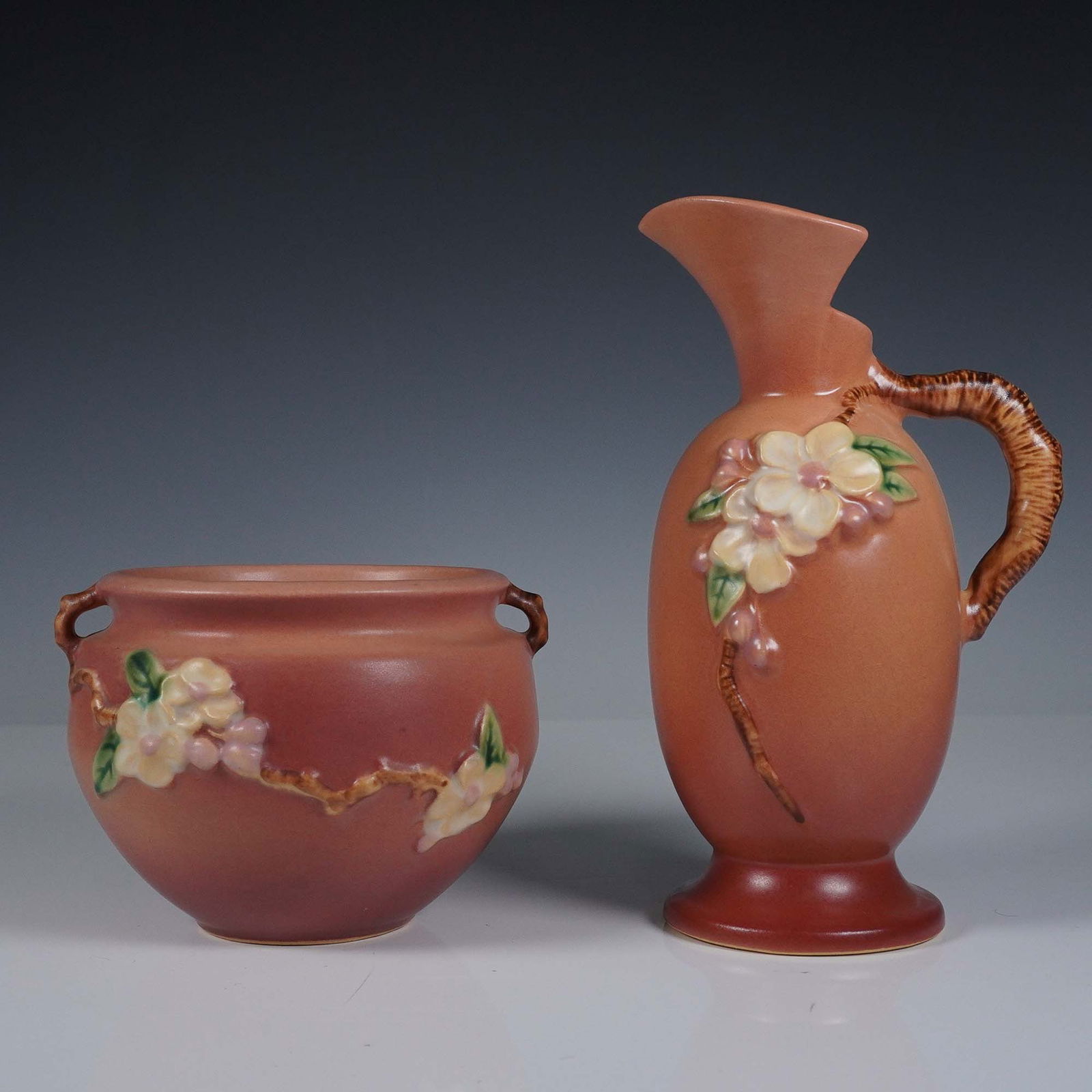 2pc Roseville Pottery Pitcher Vase and Jardiniere, Apple Blossom (1 of 7)