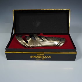 Marvel Studios Spider-Man: No Way Home Web Slinger Replica
