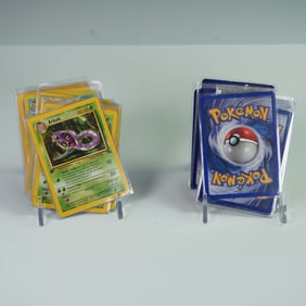 67pc 1995 Pokemon Trading Cards