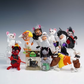 11pc Halloween Annalee and Lemax Figurine Lot
