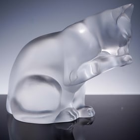 Lalique Crystal Figurine, Cat Grooming
