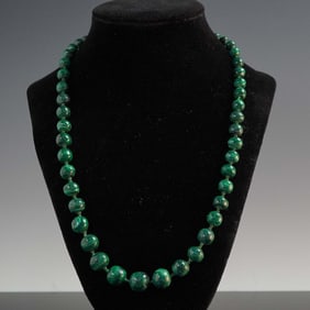 Malachite Beaded Necklace with Barrel Clasp