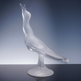 Lalique Crystal Figurine, Singing Seagull on Frosted Base