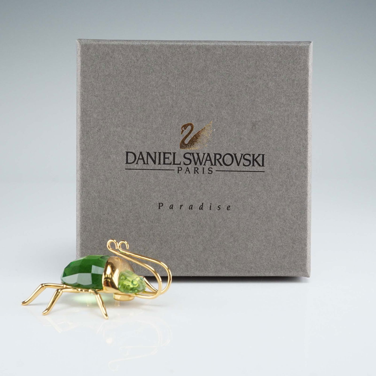 Swarovski Crystal Figurine, Scarab Aranos Peridot Small 250475 (1 of 7)