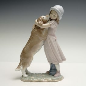 Lladro Porcelain Figurine, A Warm Welcome 1006903