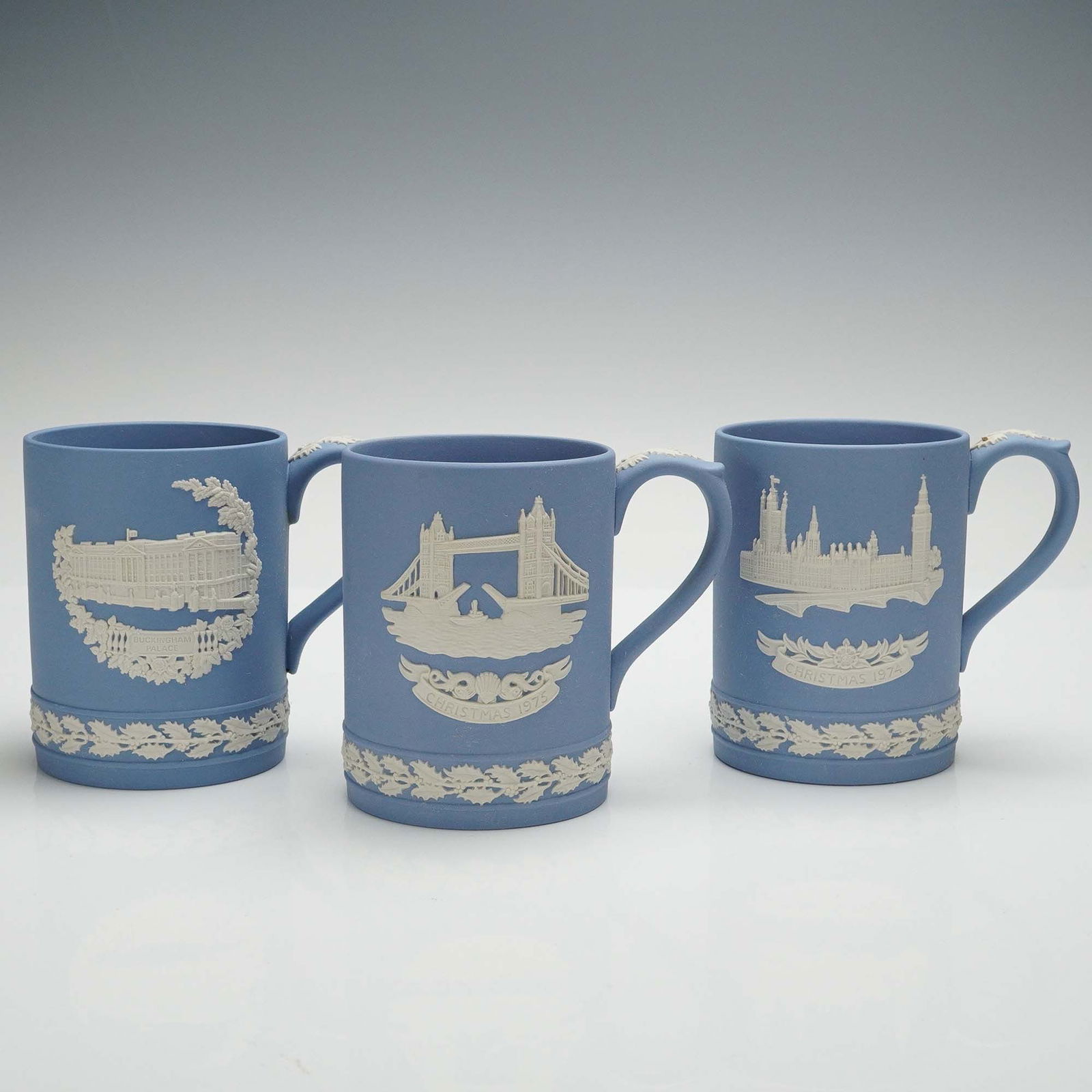 3pc Wedgwood Jasperware Mugs, London Landmarks Christmas Series (1 of 4)