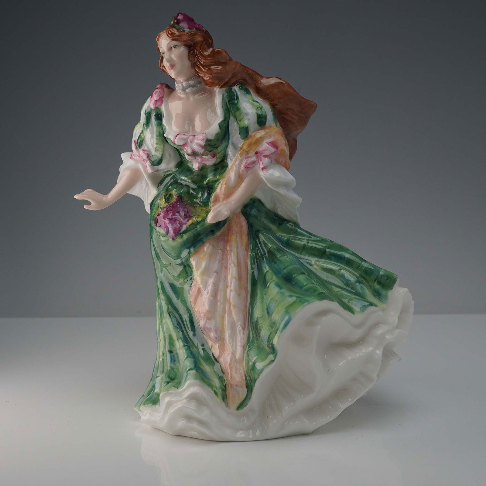 Royal Doulton Figurine, Scotland HN3629 (1 of 5)