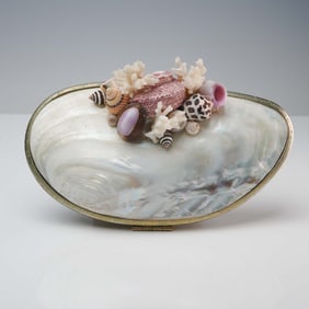 Mother of Pearl Lidded Box Clutch with Seashells