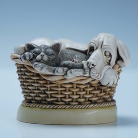 Harmony Kingdom Box Figurine, Pecking Order