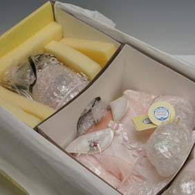 Three Hearts Palmary Collection Doll, Diana Limited Edition with Box