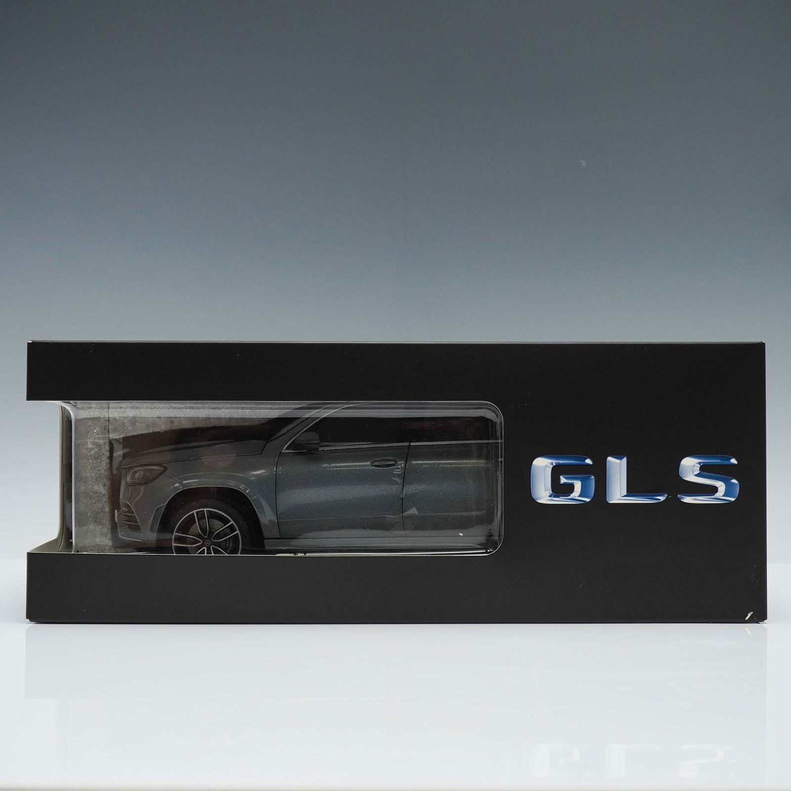 Mercedes-Benz GLS 1:18 Diecast Model, Selenite Grey (1 of 4)