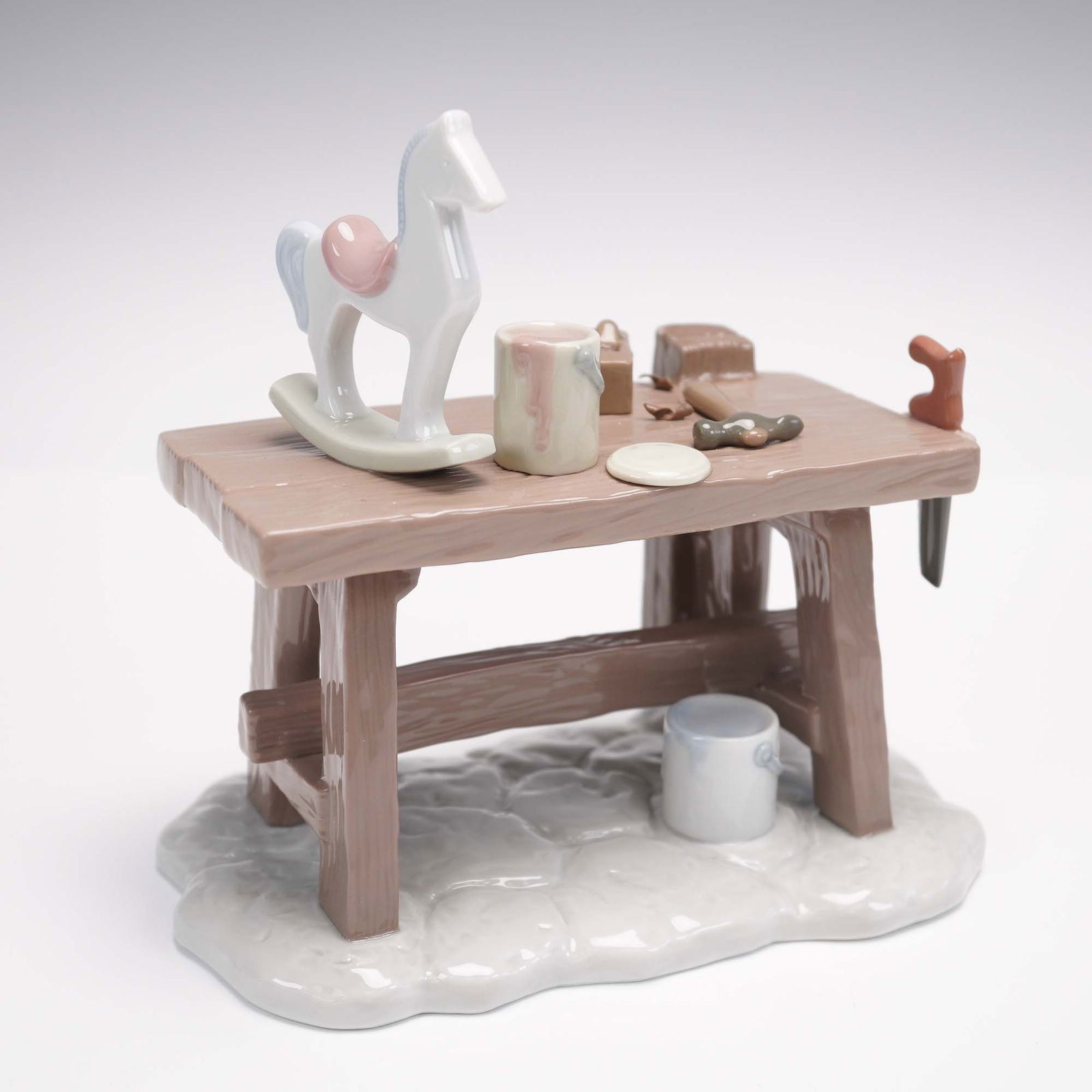 Lladro Porcelain Figurine, Where Presents Are Made 1006892 (1 of 4)