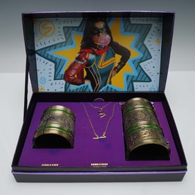 Ms. Marvel Kamala Khan Jewelry Set, Limited Ed. 1381/5000