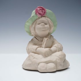 Austin Sculpture Hat Kids The Reader BE 107 by Dee Crowley