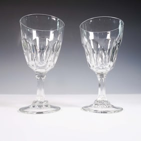 2pc Arcoroc Clear Petal Wine Glasses