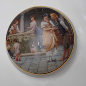 Limoges France Arcap Porcelain Covered Box with Courtyard Scene
