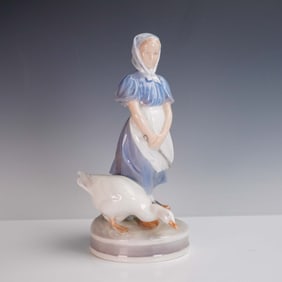 Royal Copenhagen Porcelain Figurine, Girl with Geese No. 527