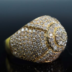 Gold and Diamond Ring