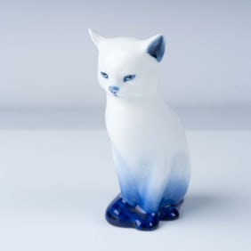 Royal Doulton Blue Flambe Figurine, Seated Cat HN109