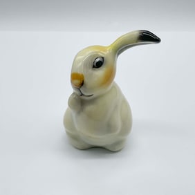 Royal Doulton Colorway Figurine, Lop-Eared Rabbit HN151