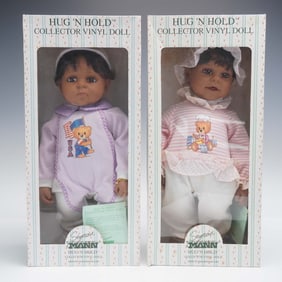 2pc Seymour Mann Hug 'N Hold Collector Vinyl Dolls in Original Boxes