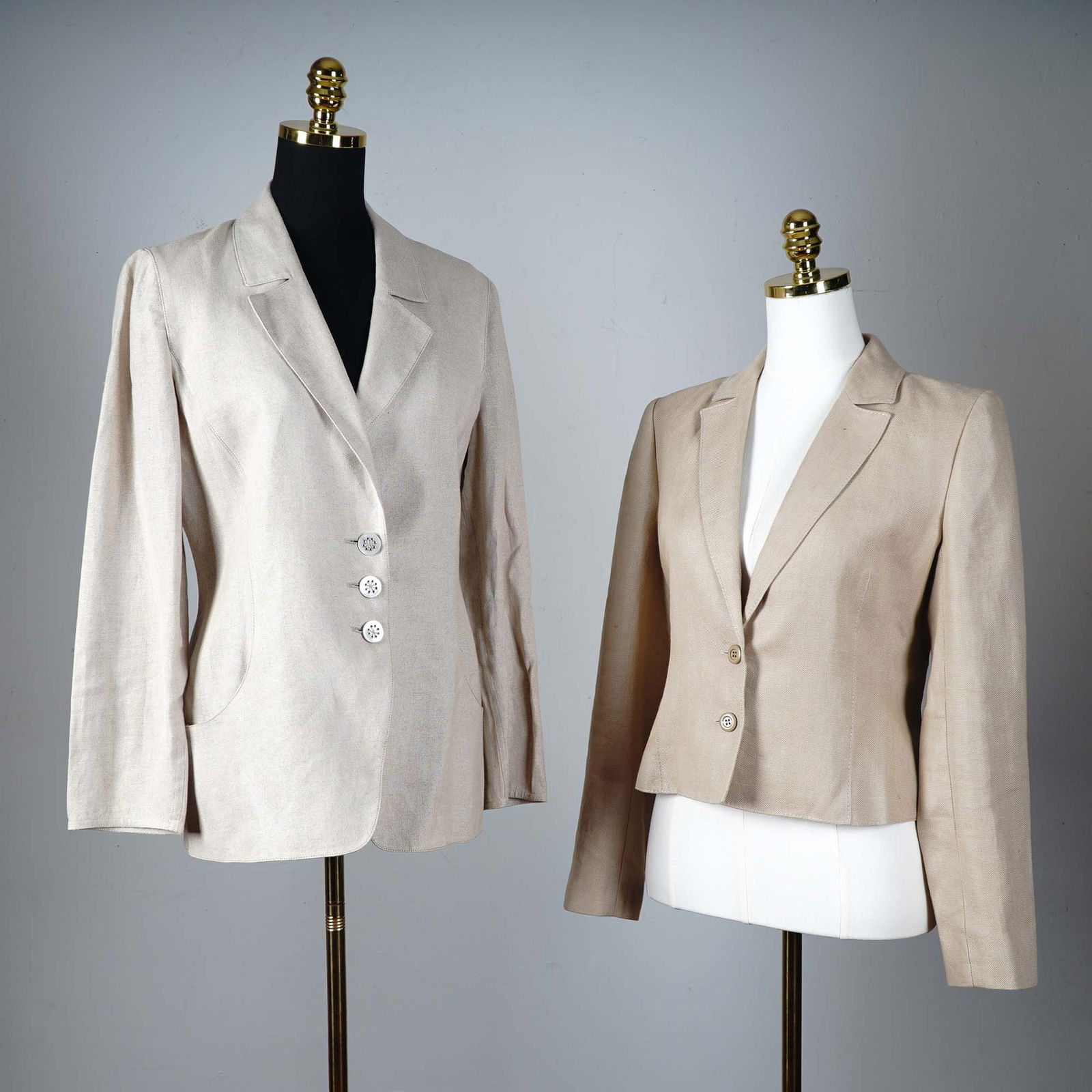 Set of 2 Valentino Boutique Vintage Linen Blazers, Size 12 (1 of 9)