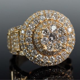 Gold and Diamond ring