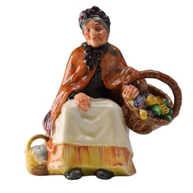 Royal Doulton Figurine, Old Lavender Seller HN1571
