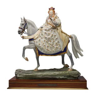 Royal Worcester Fine Bone China Figurine, Queen Elizabeth I