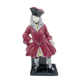 Royal Doulton Rare Version Figurine, Captain MacHeath HN590