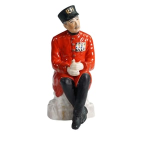 Coalport London Heritage Figurine, Chelsea Pensioner