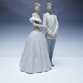 Lladro Porcelain Figurine, An Evening Out 01005540