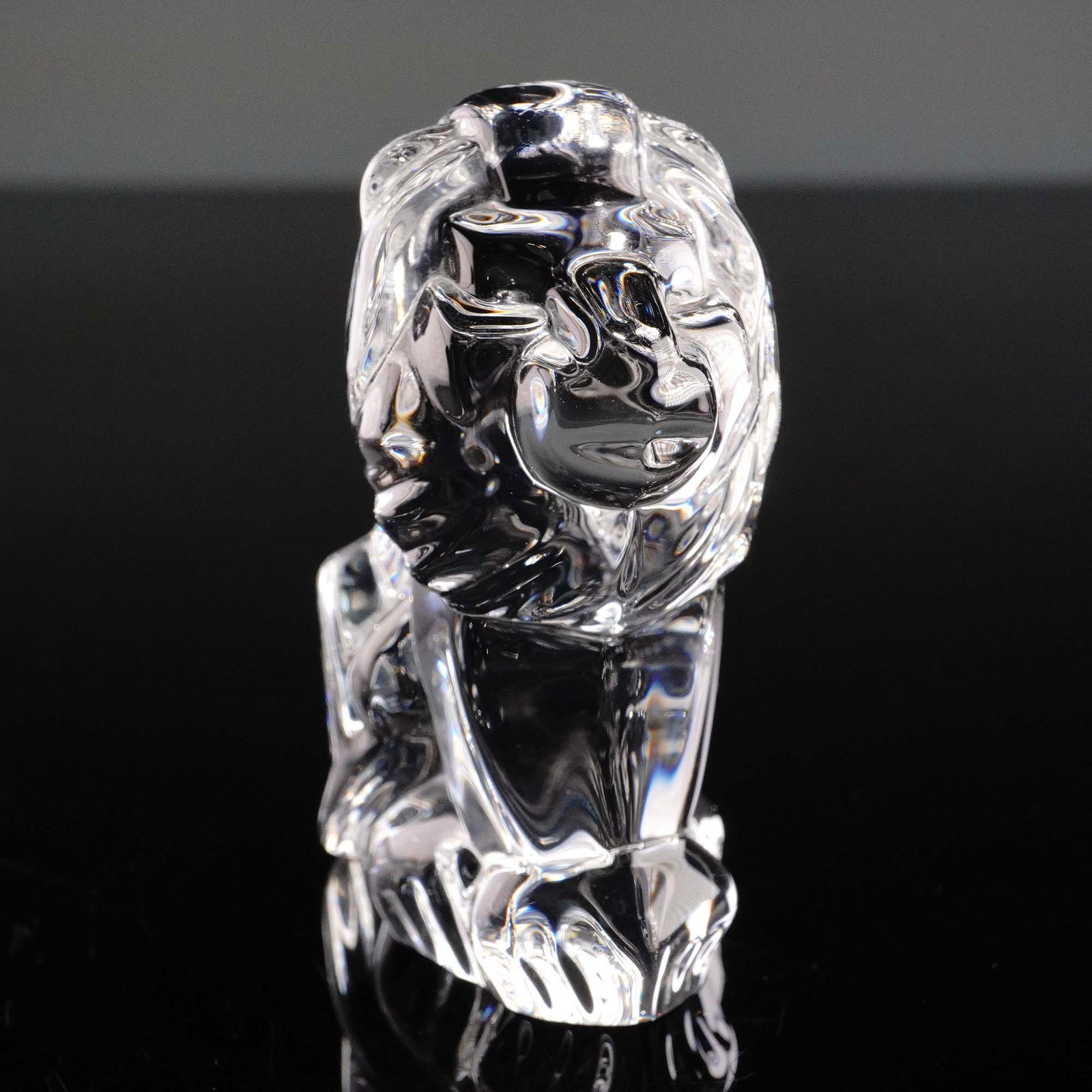 Steuben Sitting Lion Paperweight Figurine (1 of 5)