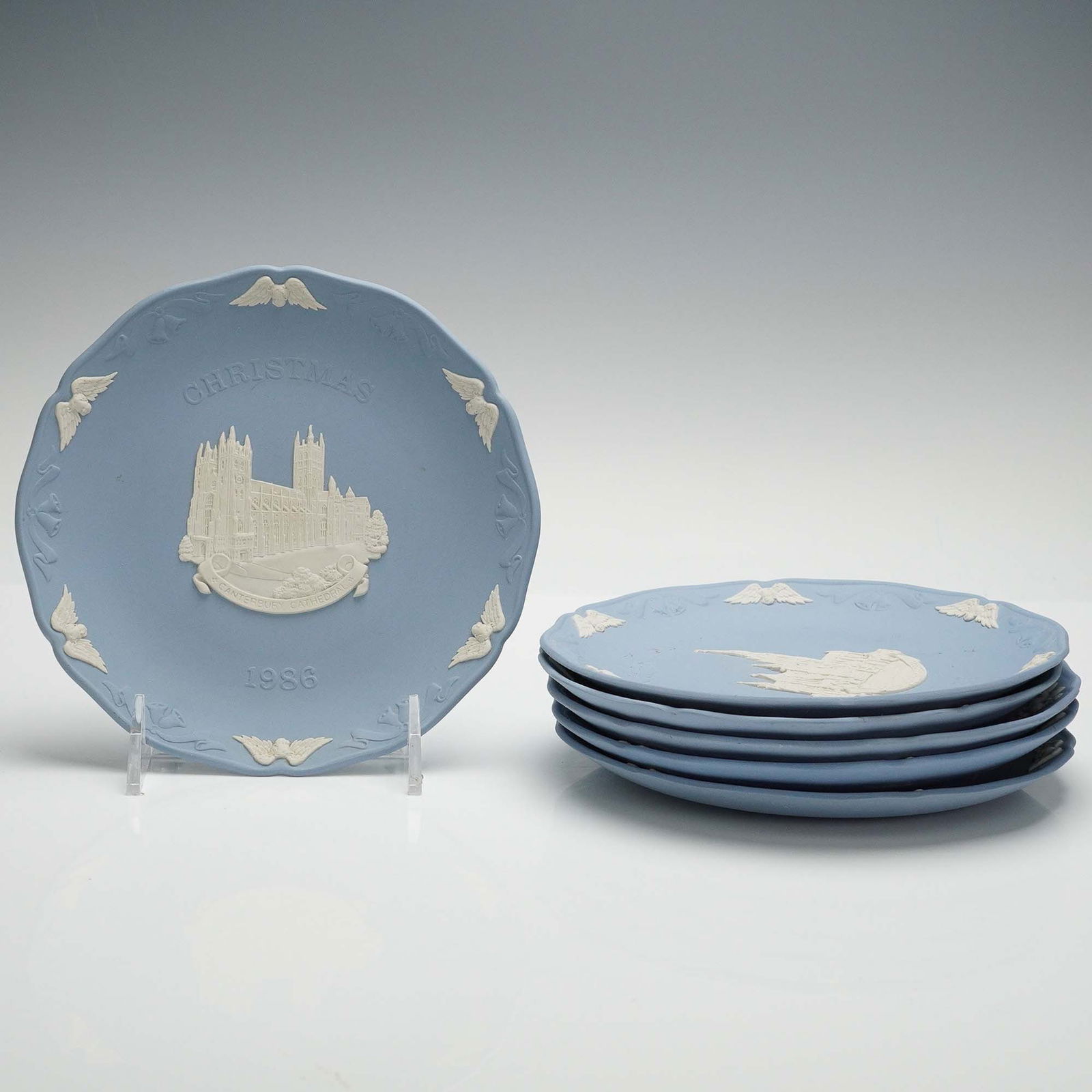 6pc Wedgwood Jasperware Christmas Plates (1 of 5)