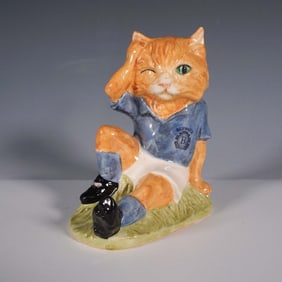 Beswick Footballing Felines Figurine, Mee Ouch Ltd Edition