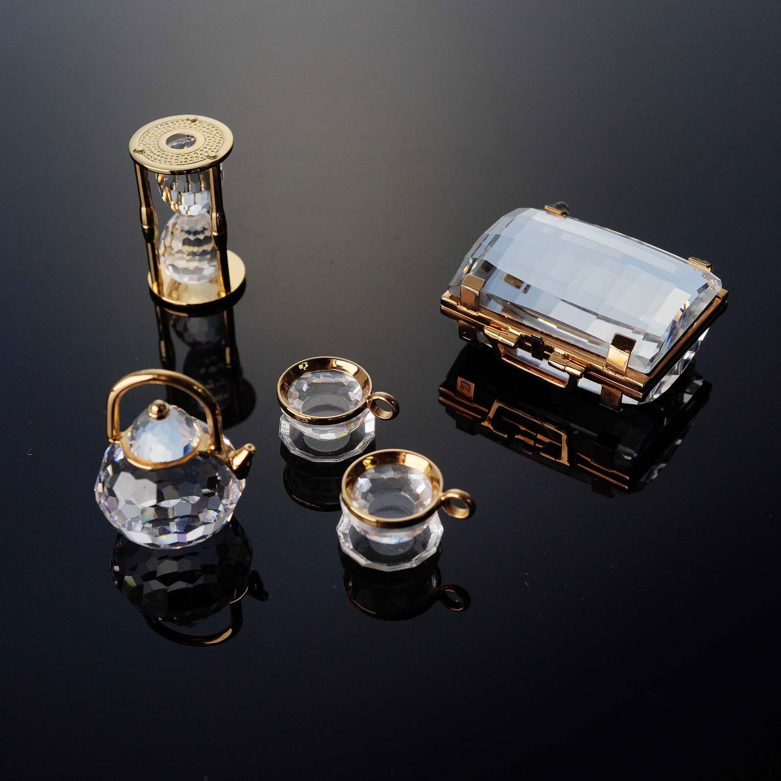 3pc Swarovski Crystal Figurines, Tea Set, Hourglass & Briefcase (1 of 6)