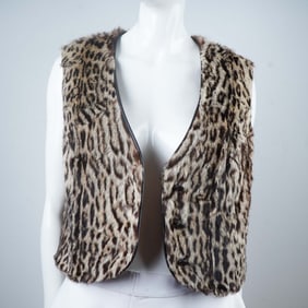 Exotic Fur Leopard Print Vest, Sleeveless Design w/ Satin Lining