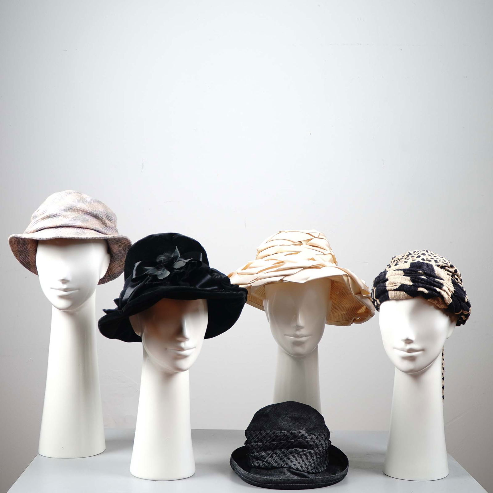 5pc Women's Designer and Boutique Hats, Size 57 (1 of 9)