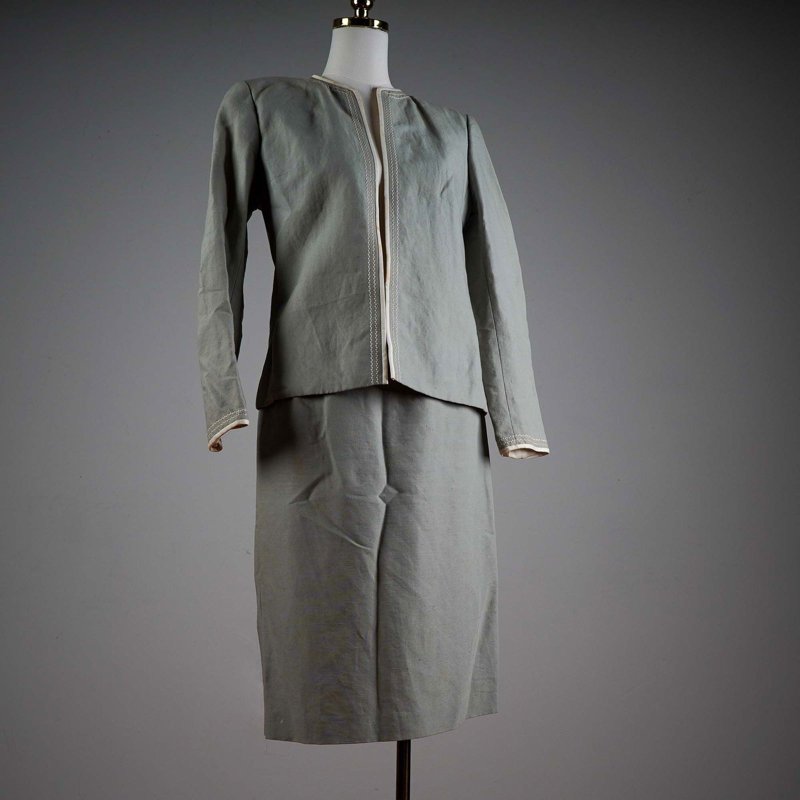 Valentino Miss V Skirt Suit Set in Pale Gray, Size 42 (1 of 9)
