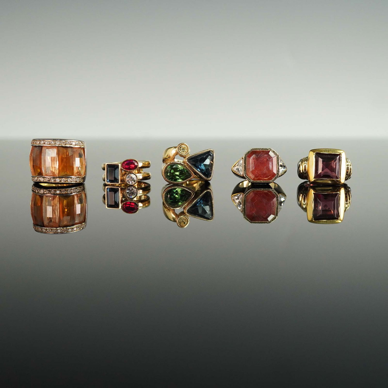 5pc Gold Tone Rings with Rhinestone (1 of 7)