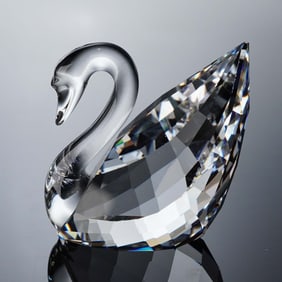 Swarovski Crystal Figurine, Swan Joining Gift