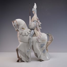 Lladro Porcelain Sculpture, Knight 1001075