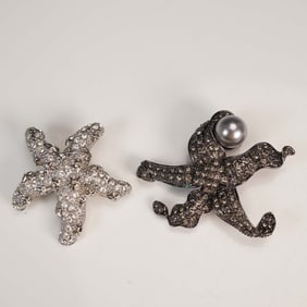 2pc Starfish Costume Brooch Lot