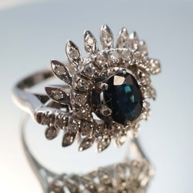 Platinum Ring with Sapphire and Diamonds