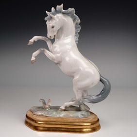 Lladro Porcelain Figurine, Horse and Squirrel 1000356